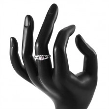 Strieborný 925 prsteň, ružové zirkónové srdce, rozdelené ramená s ornamentmi