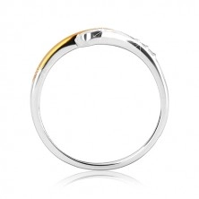 Strieborný prsteň 925 - zaoblená línia so zirkónmi a koncom zlatej farby